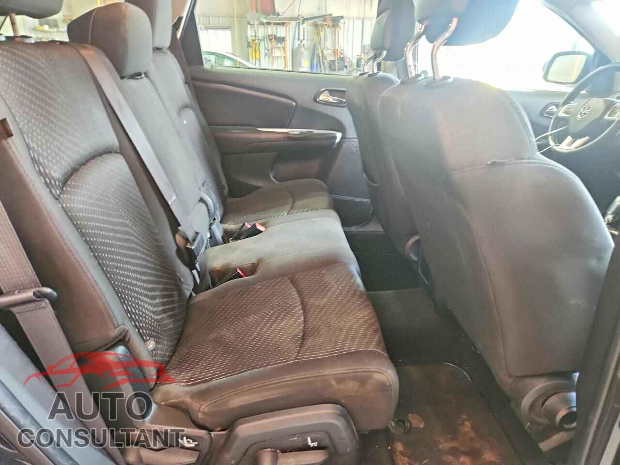 DODGE JOURNEY 2018 - 3C4PDCAB9JT444017