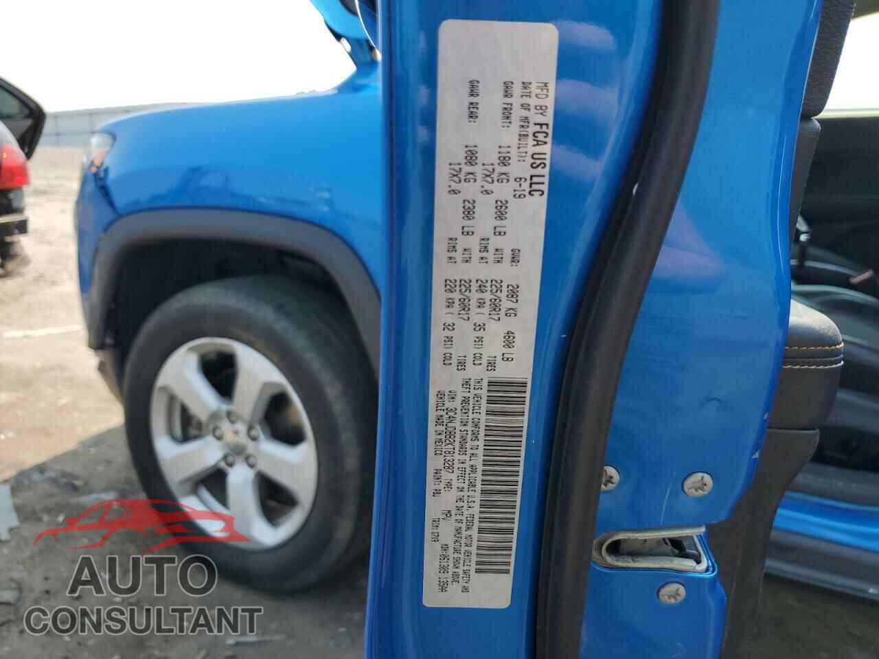 JEEP COMPASS 2019 - 3C4NJDBB2KT813287