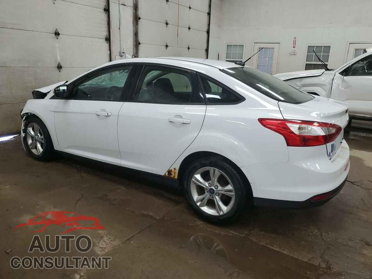 FORD FOCUS 2014 - 1FADP3F24EL318030