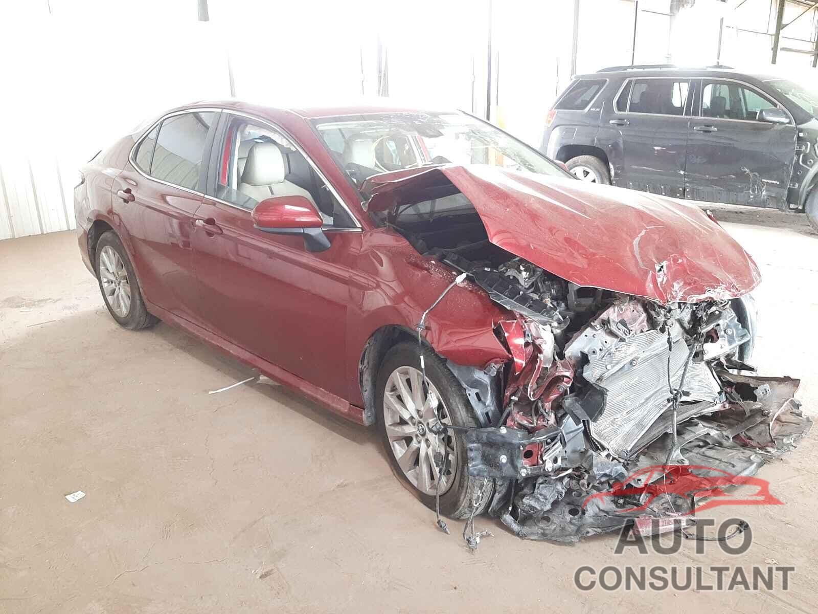 TOYOTA CAMRY 2019 - 4T1B11HKXKU704506