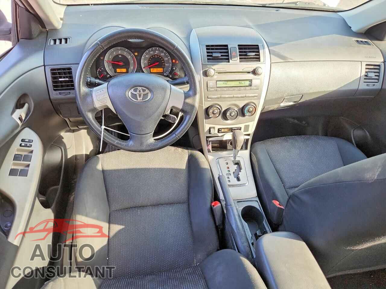 TOYOTA COROLLA 2010 - 2T1BU4EEXAC475283