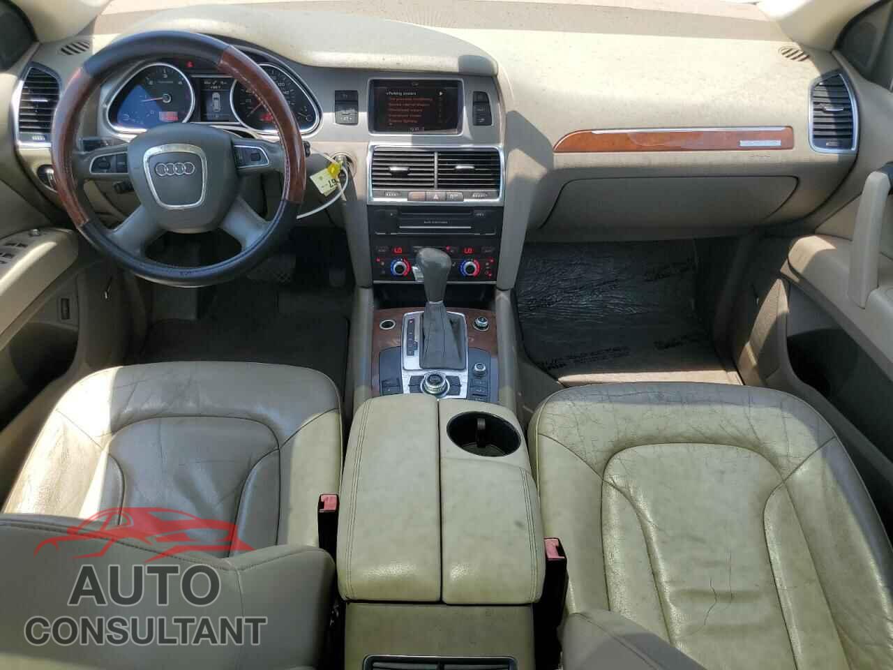 AUDI Q7 2011 - WA1LMAFE3BD008058