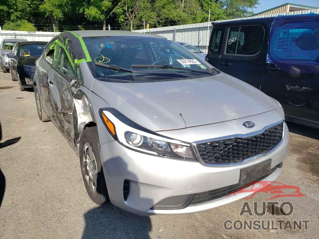 KIA FORTE 2018 - 3KPFK4A77JE255843