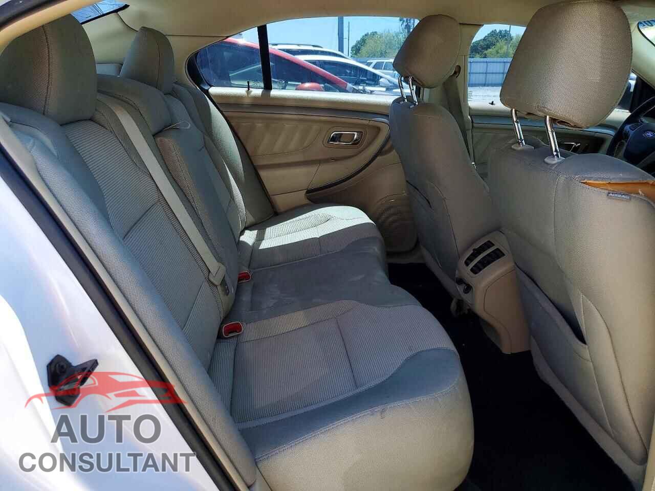 FORD TAURUS 2014 - 1FAHP2E86EG136548
