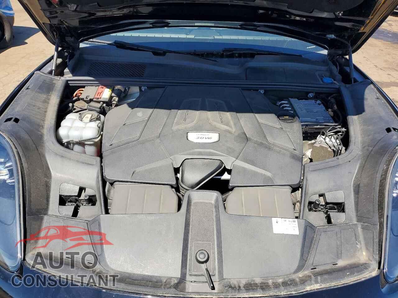 PORSCHE CAYENNE 2019 - WP1AA2AY1KDA18163