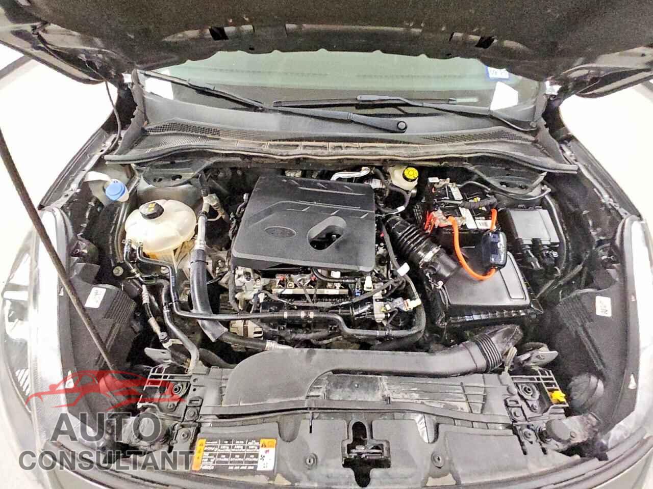 FORD ESCAPE 2020 - 1FMCU0G65LUA75538
