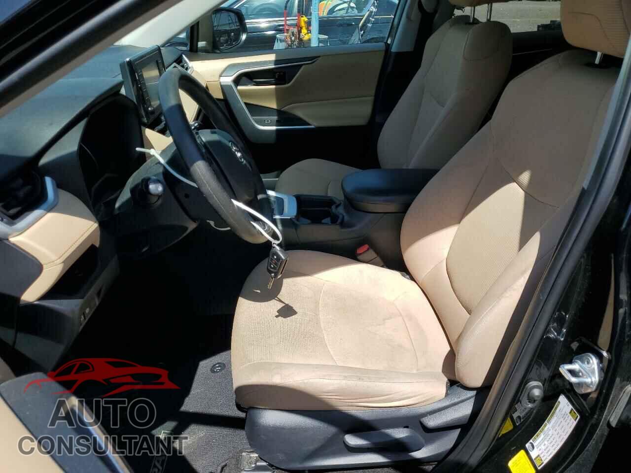 TOYOTA RAV4 2019 - 2T3H1RFV1KC015968