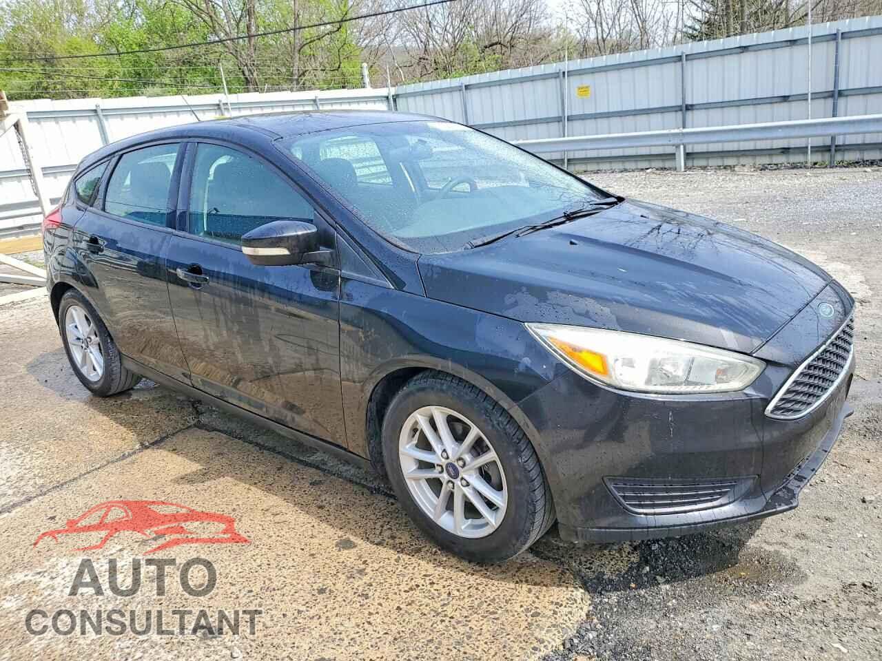 FORD FOCUS 2015 - 1FADP3K24FL252120
