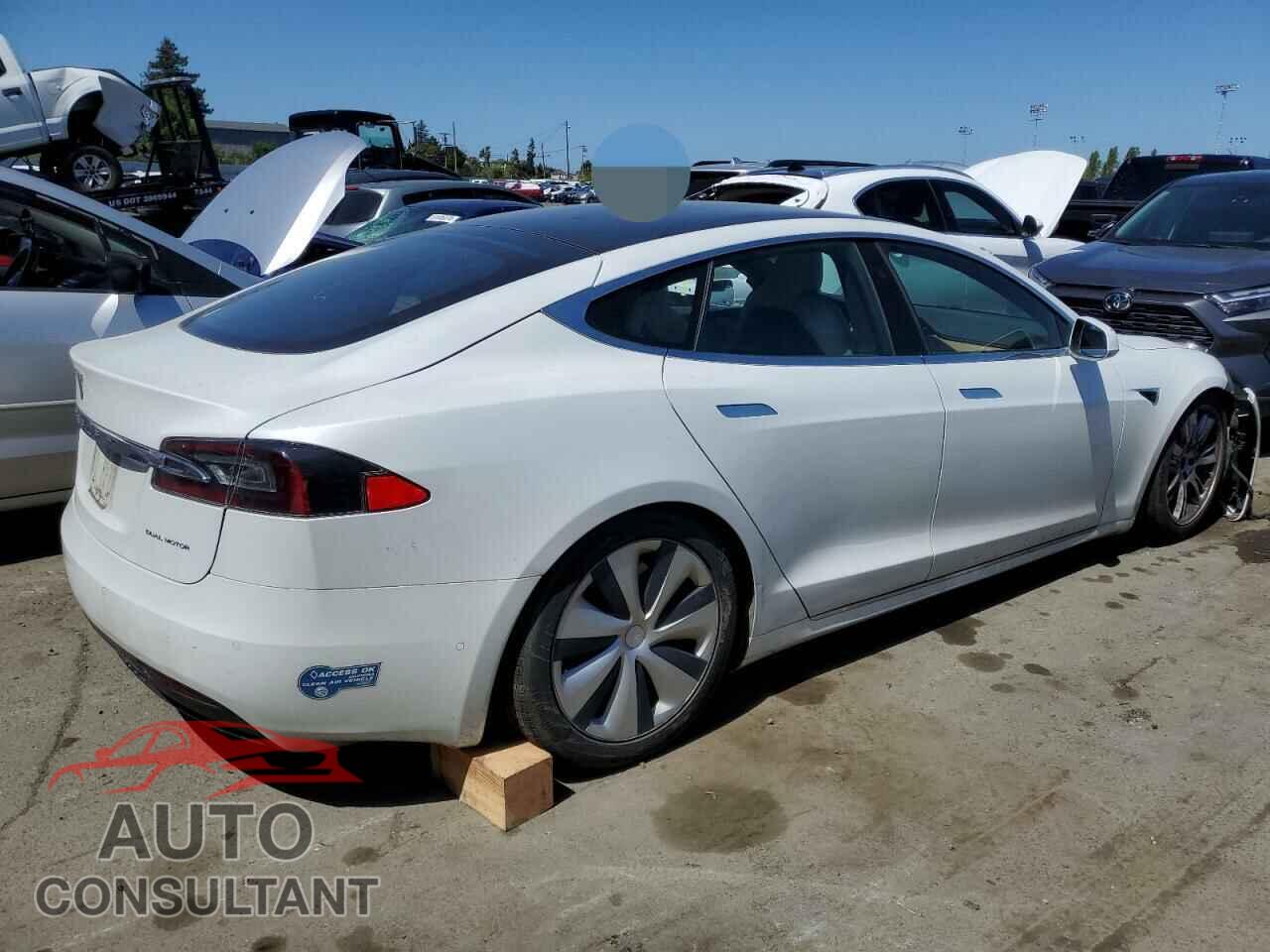 TESLA MODEL S 2020 - 5YJSA1E25LF401250