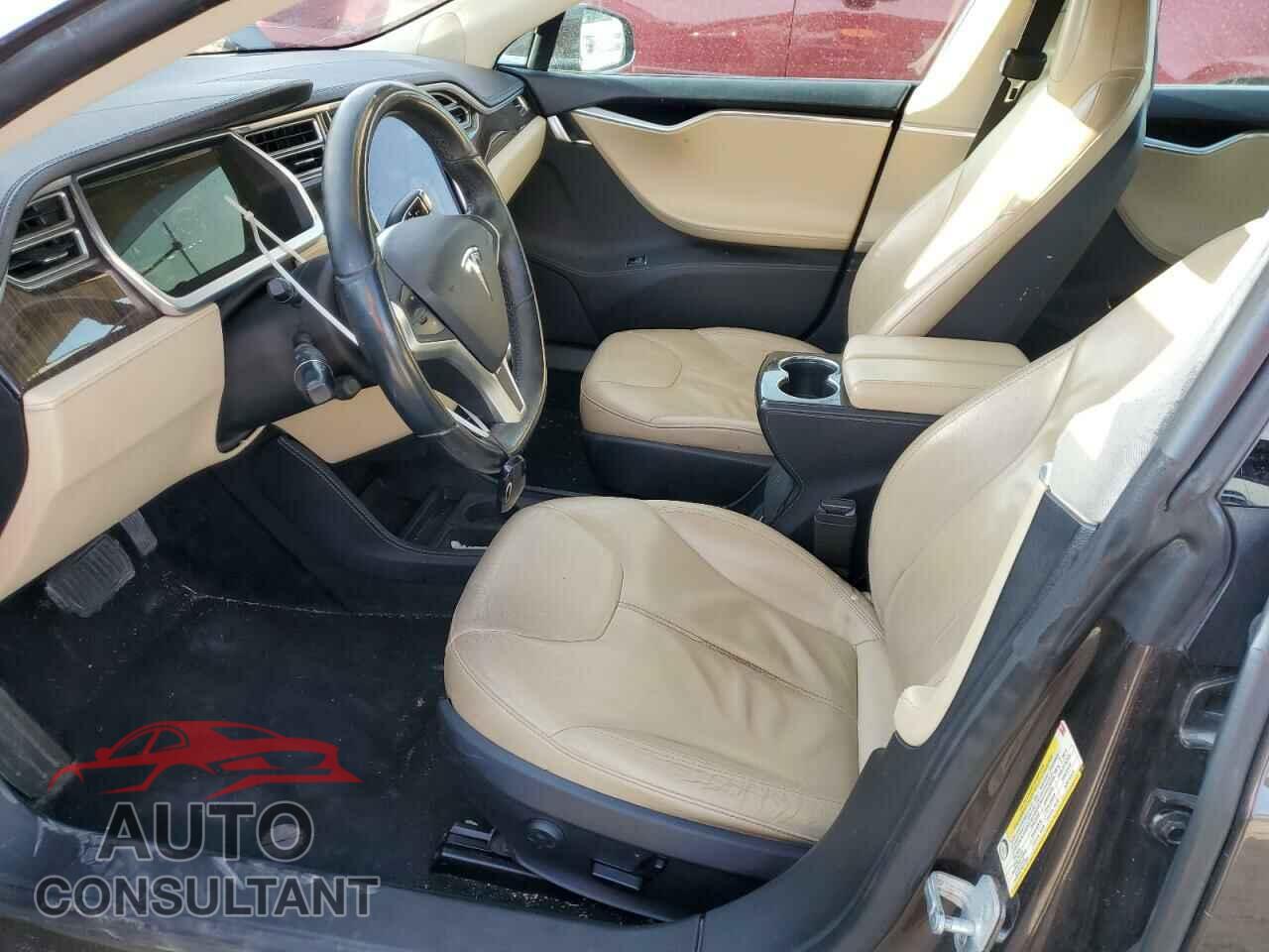 TESLA MODEL S 2013 - 5YJSA1CN7DFP25010