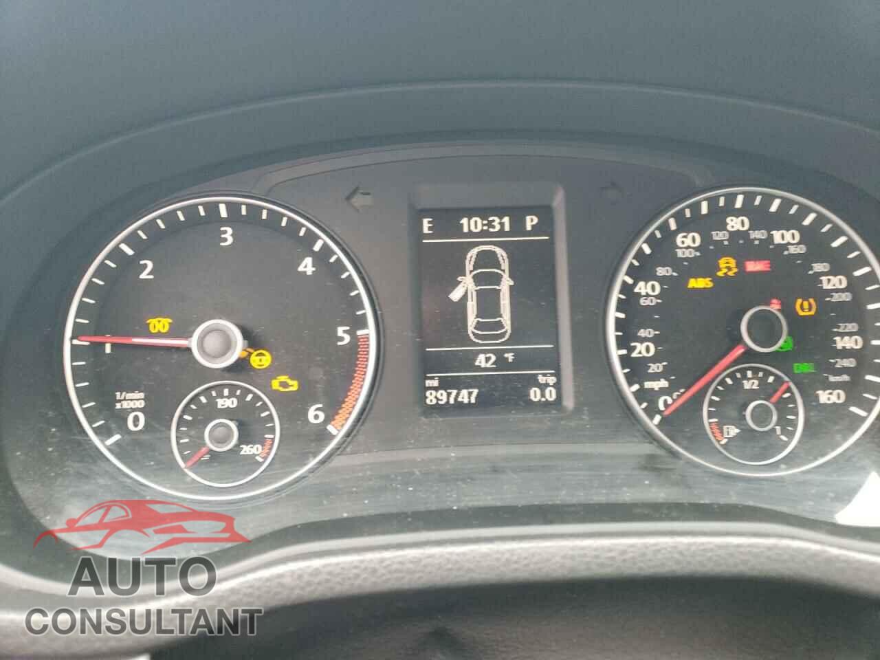 VOLKSWAGEN PASSAT 2013 - 1VWBN7A38DC011843
