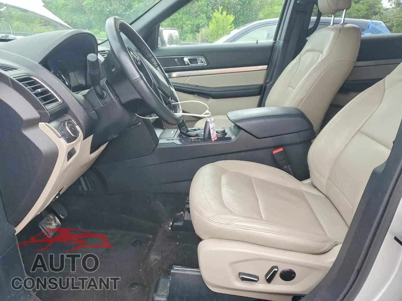 FORD EXPLORER 2018 - 1FM5K8D8XJGB81305