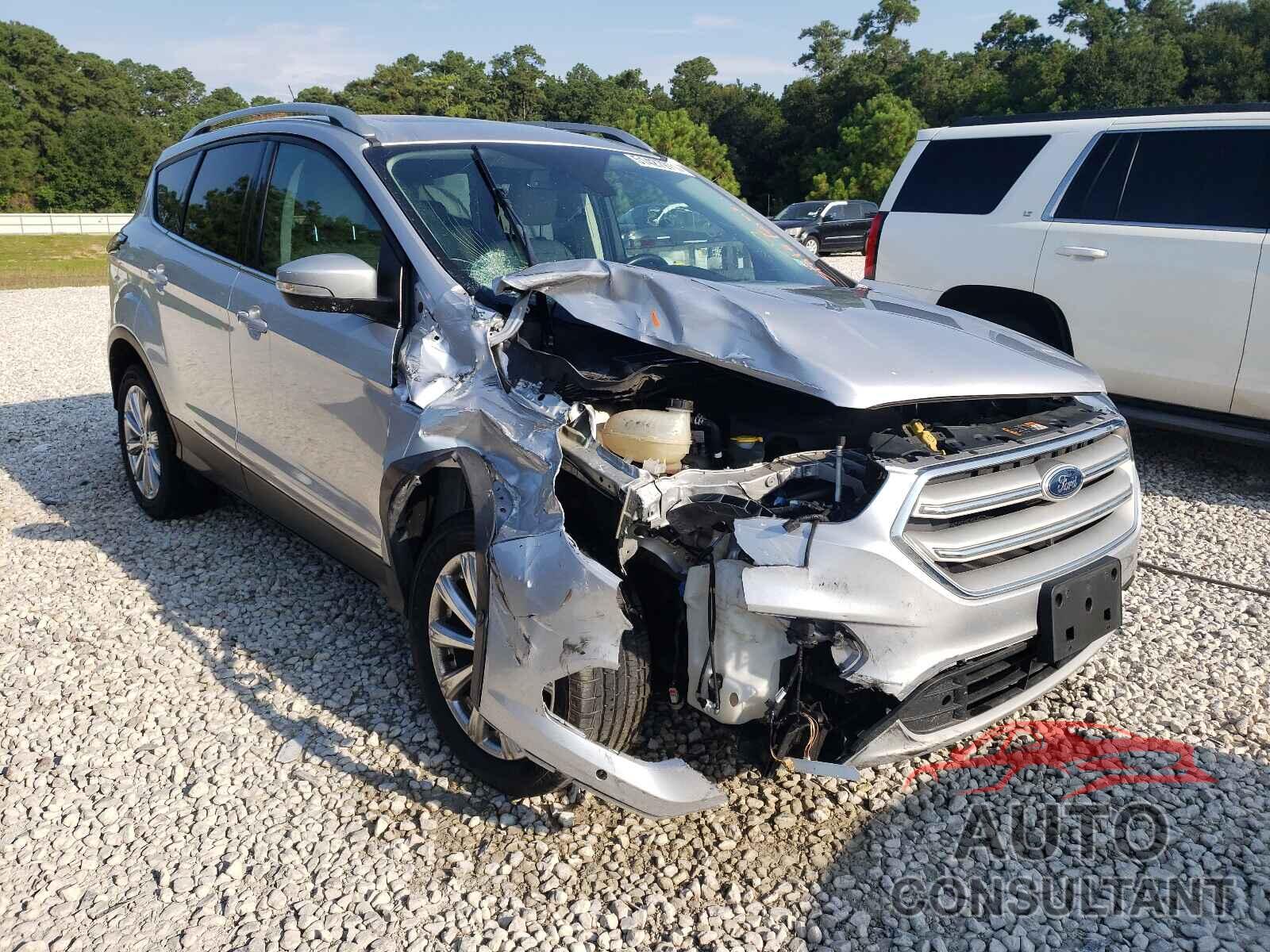 FORD ESCAPE 2018 - 1FMCU9J94JUB48161