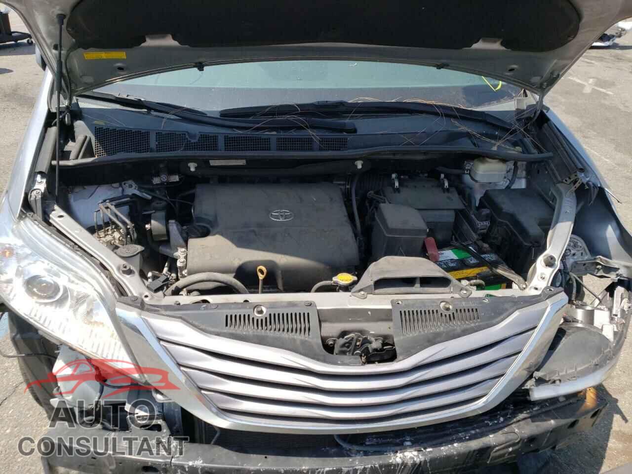TOYOTA SIENNA 2016 - 5TDYK3DCXGS717841