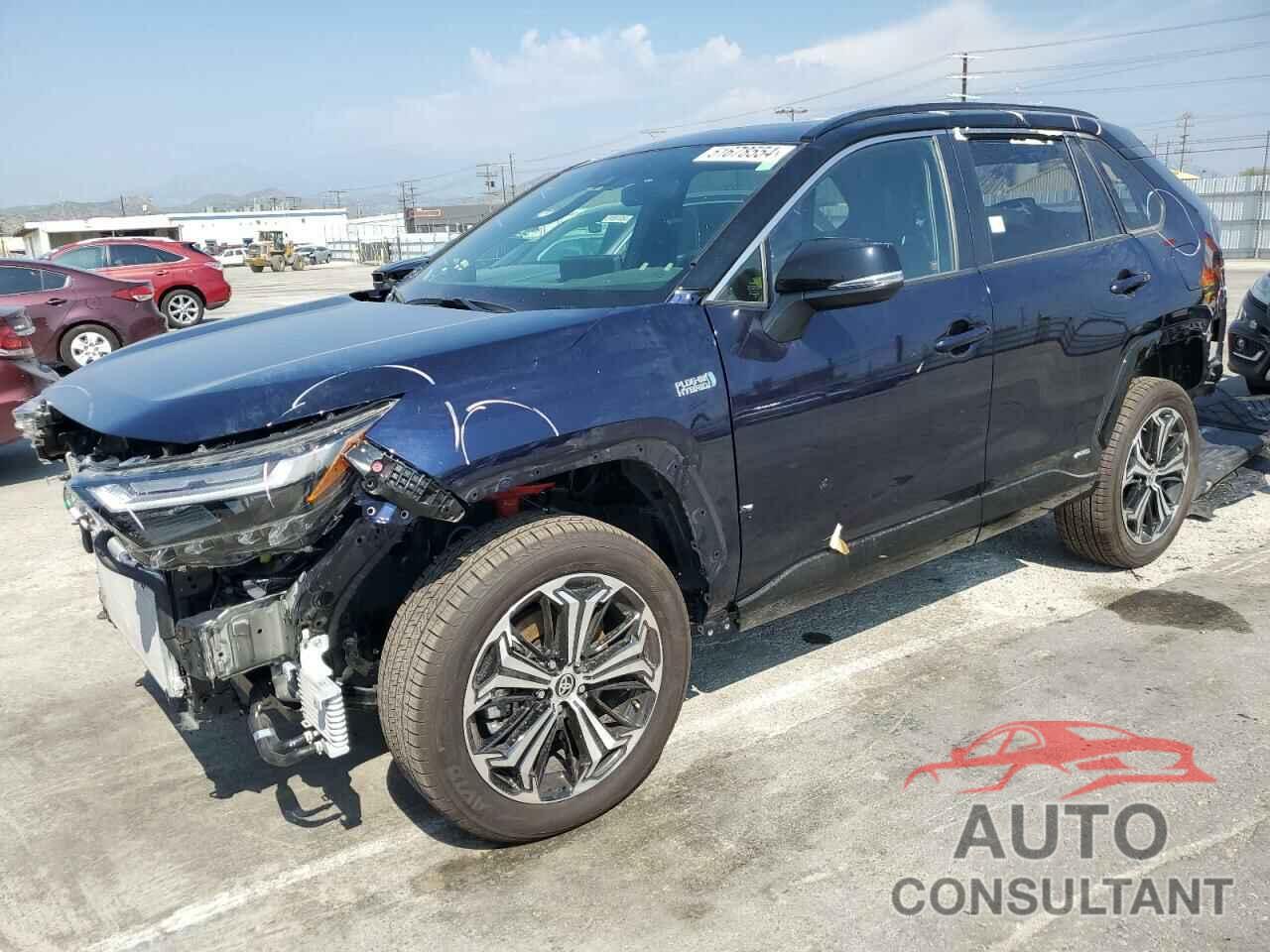 TOYOTA RAV4 2023 - JTMEB3FV0PD156143