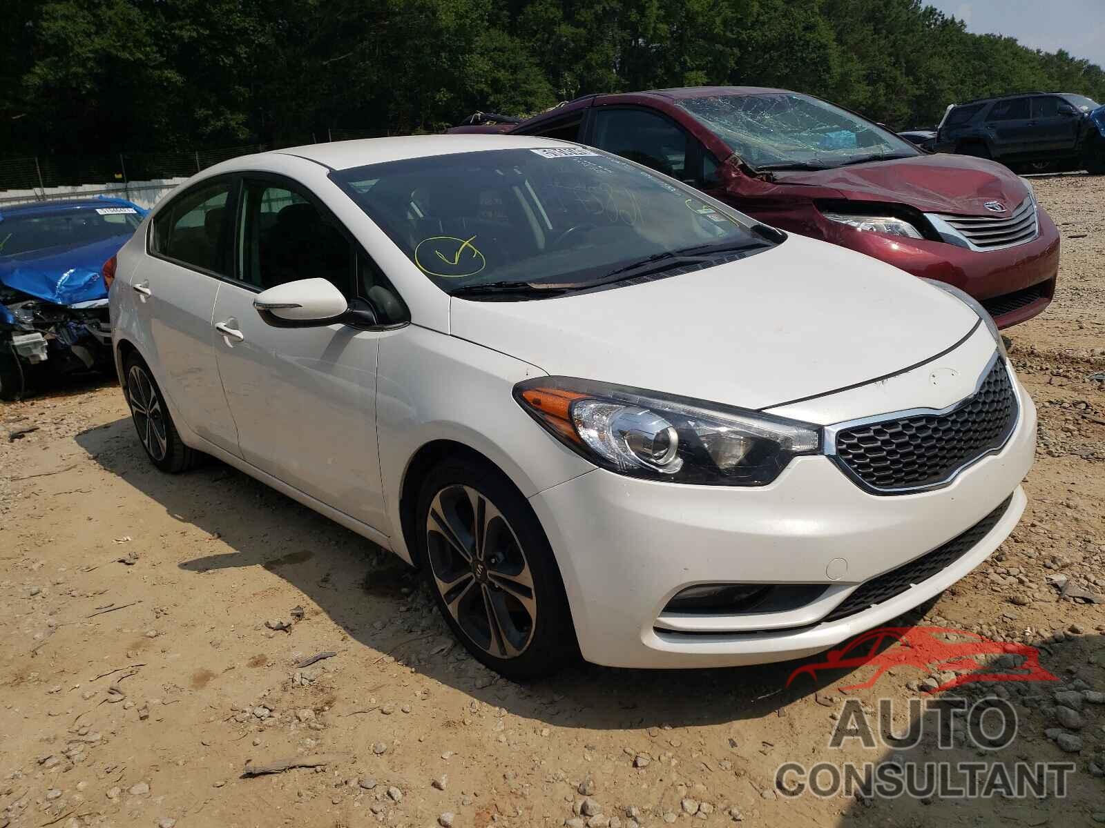 KIA FORTE 2016 - KNAFX4A86G5481562