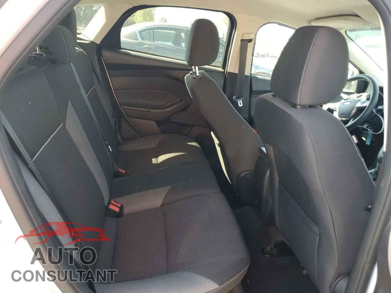 FORD FOCUS 2014 - 1FADP3K25EL441888