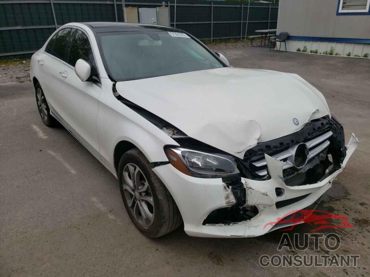 MERCEDES-BENZ C-CLASS 2016 - 55SWF4KBXGU109252
