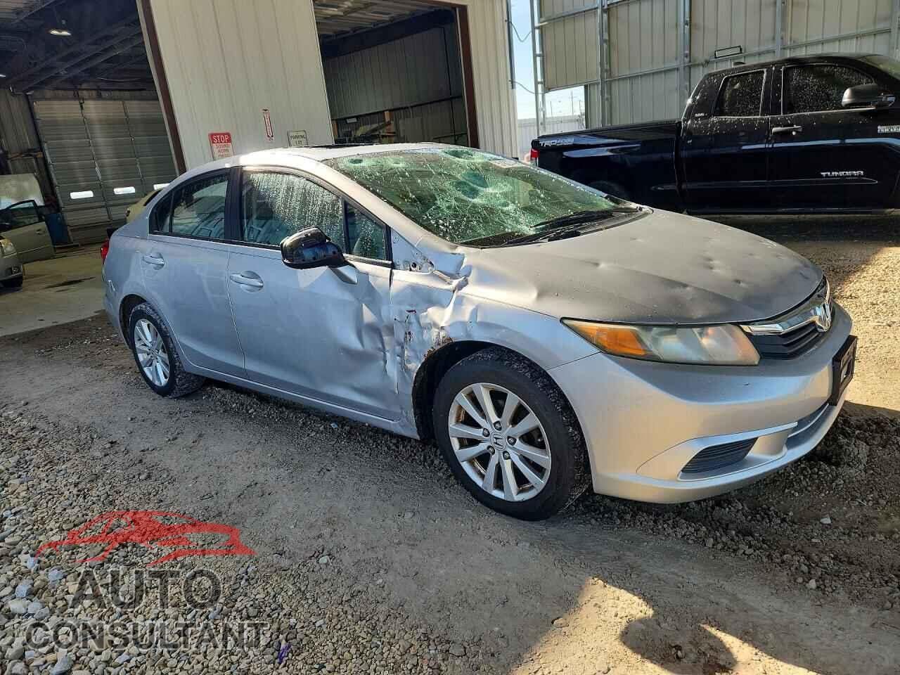 HONDA CIVIC 2012 - 19XFB2F80CE010391