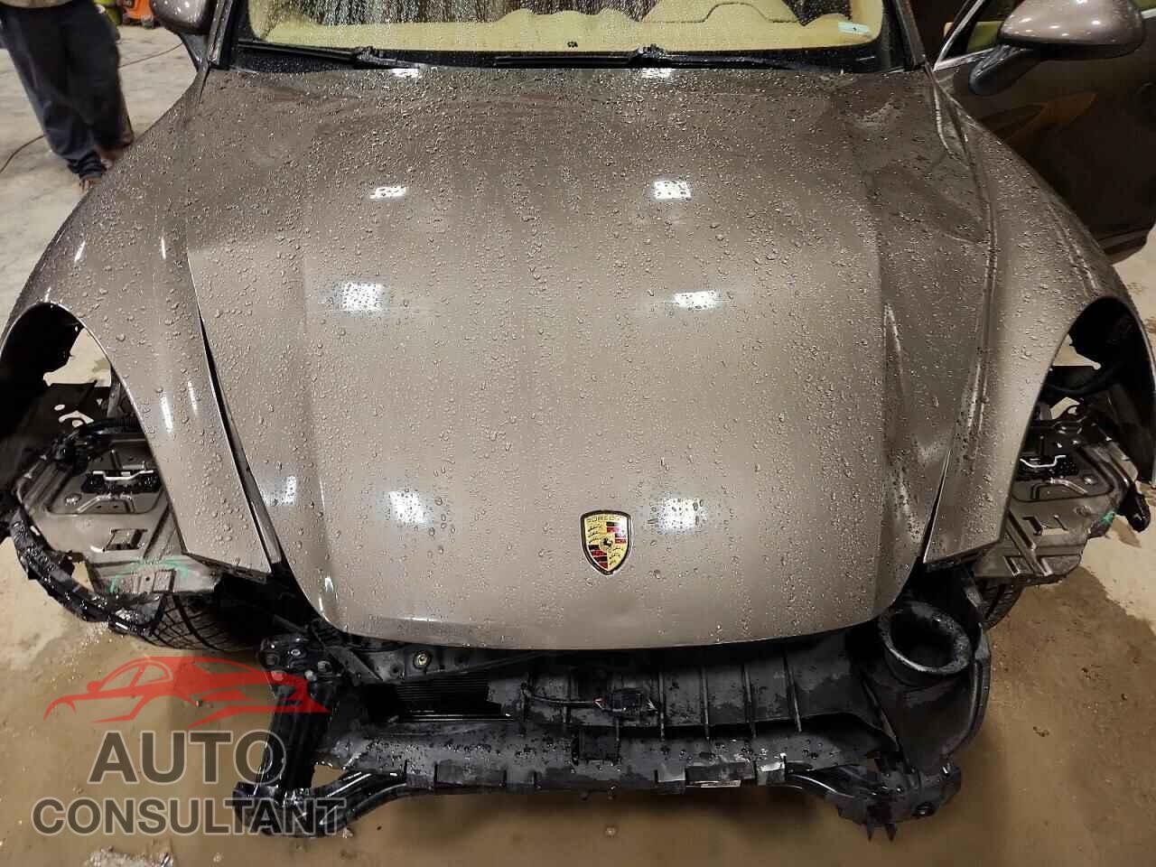 PORSCHE CAYENNE 2012 - WP1AA2A25CLA10327