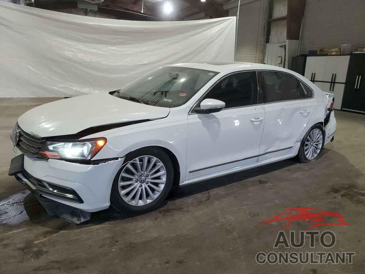 VOLKSWAGEN PASSAT 2017 - 1VWBT7A31HC066338