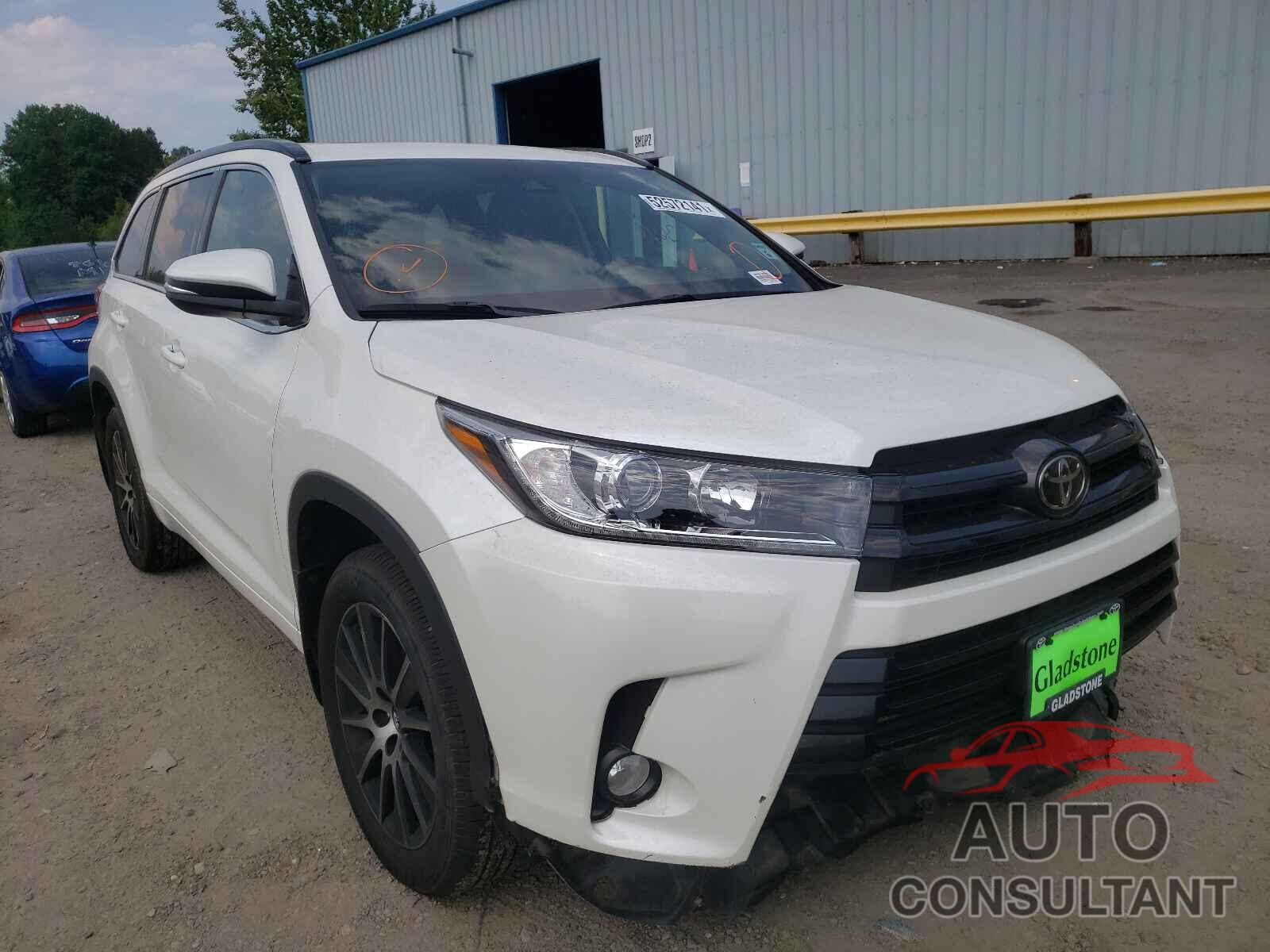 TOYOTA HIGHLANDER 2018 - 5TDJZRFH7JS839508