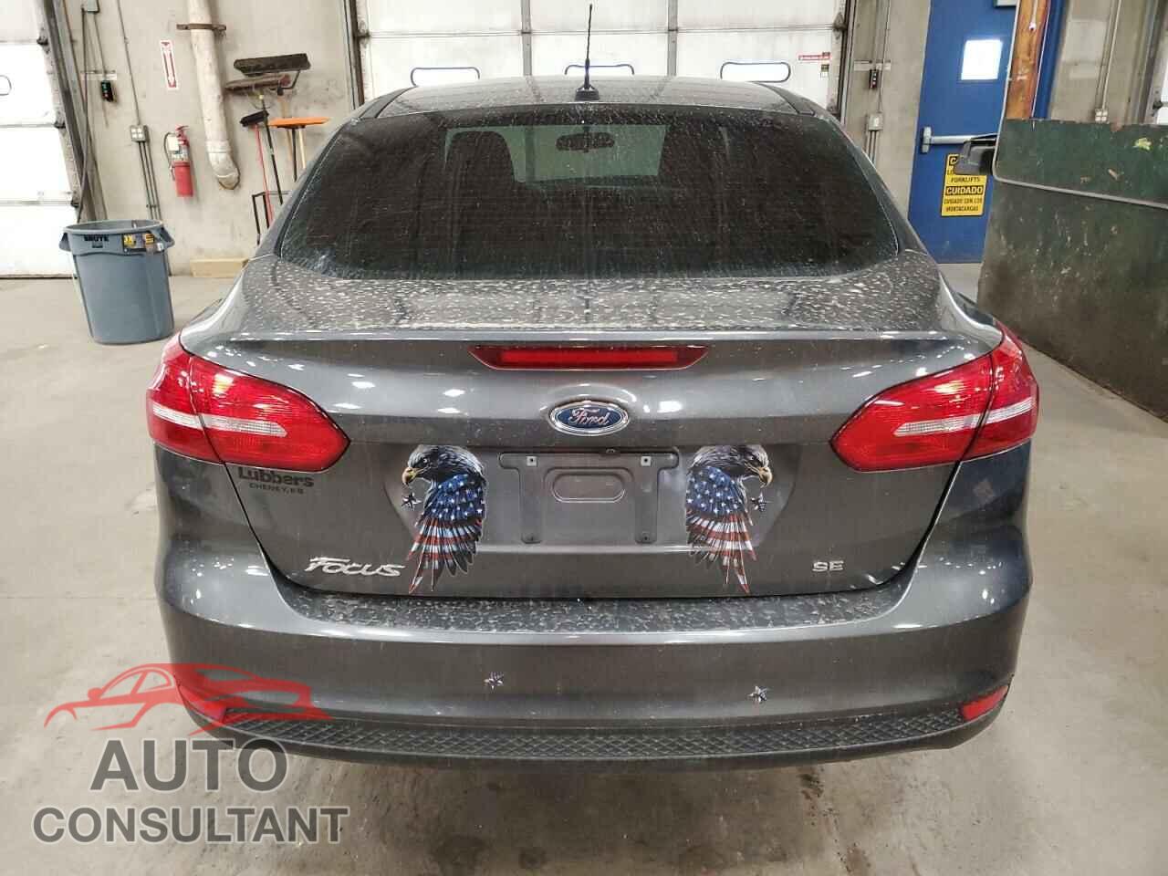 FORD FOCUS 2017 - 1FADP3F27HL320097