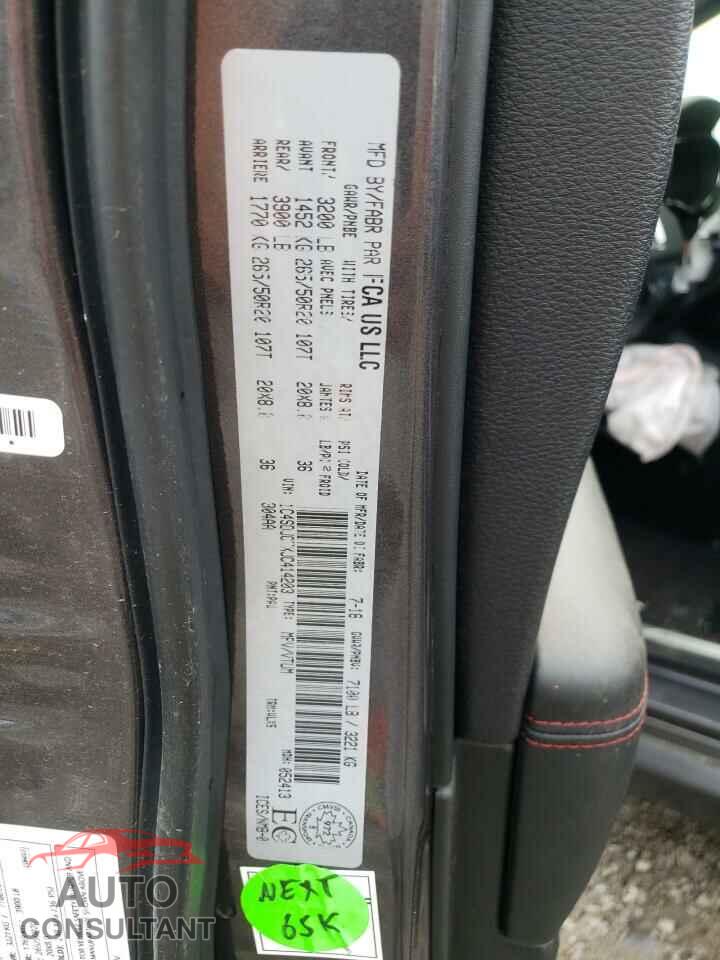 DODGE DURANGO 2018 - 1C4SDJCTXJC414203