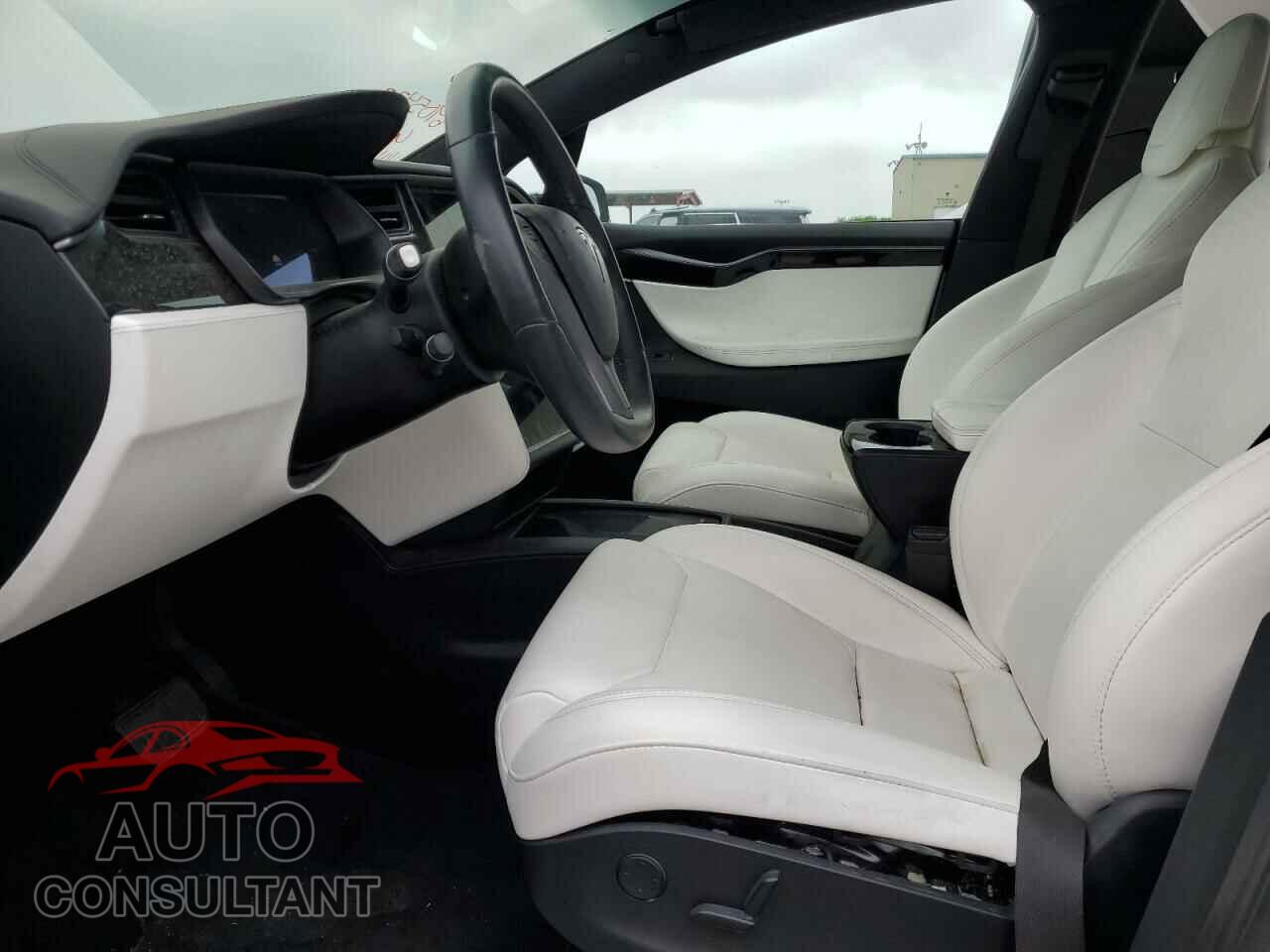 TESLA MODEL X 2018 - 5YJXCBE28JF126069