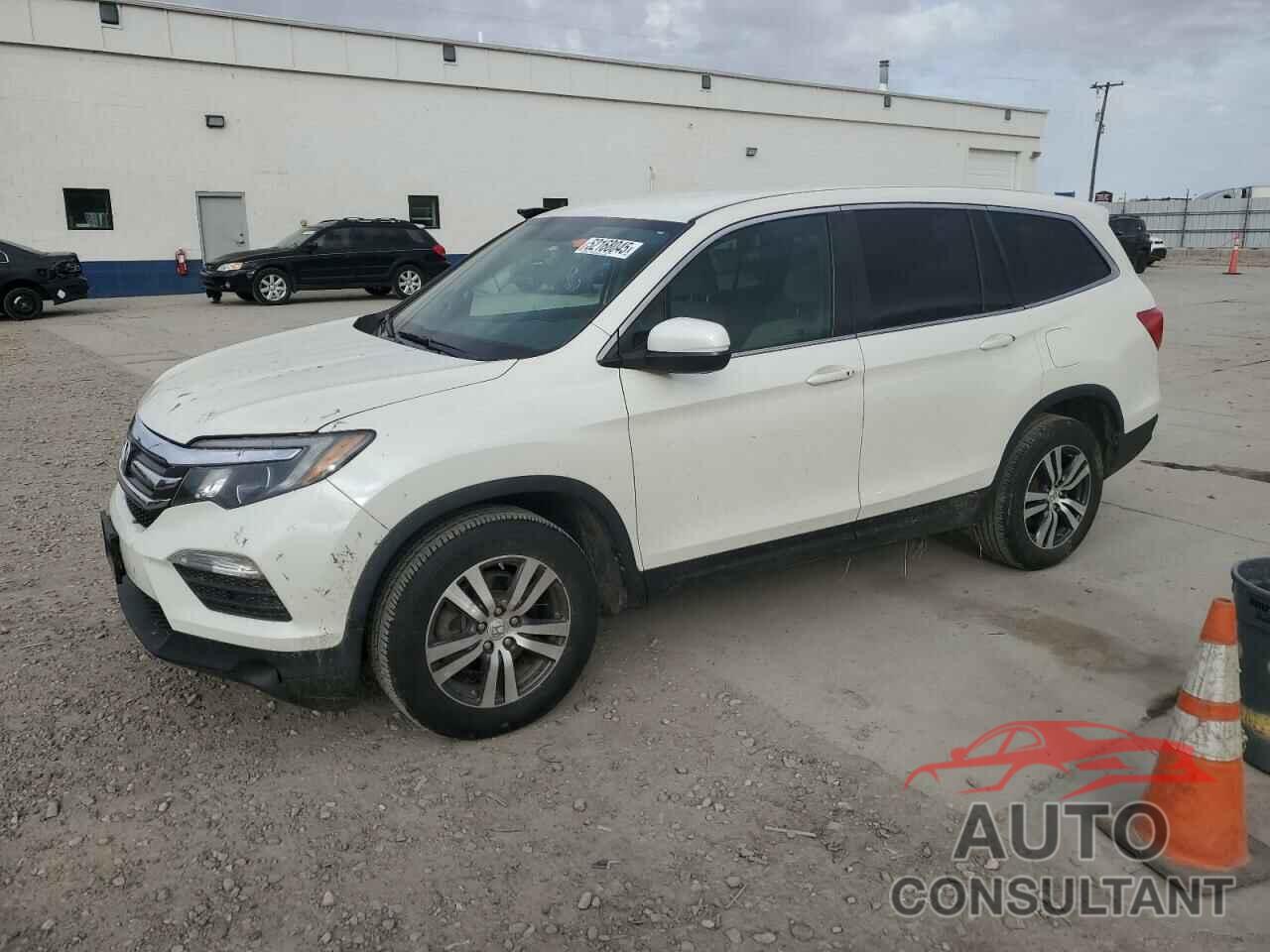 HONDA PILOT 2016 - 5FNYF6H38GB111247
