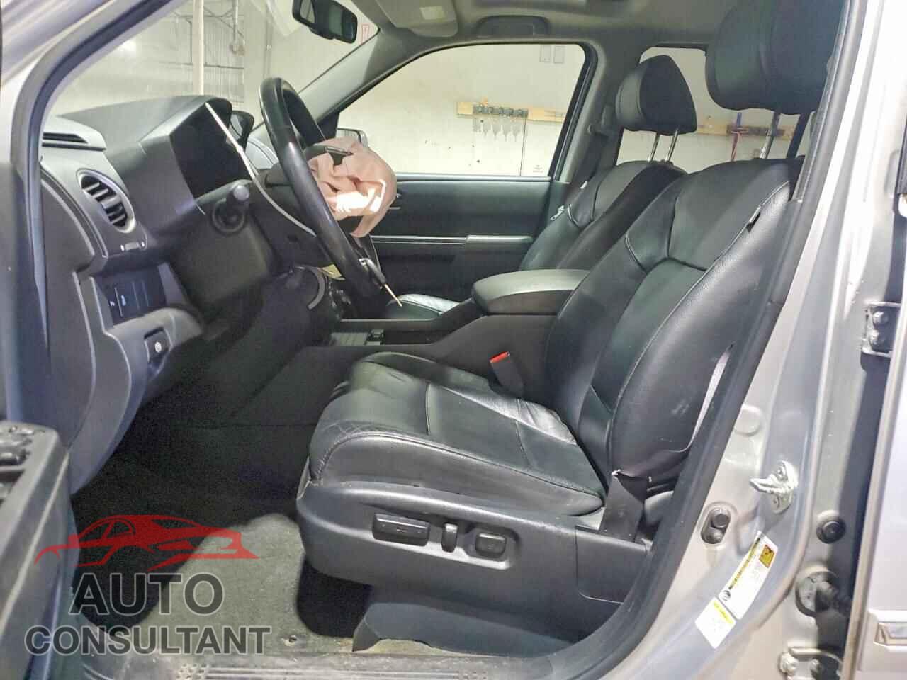 HONDA PILOT 2013 - 5FNYF4H93DB056274