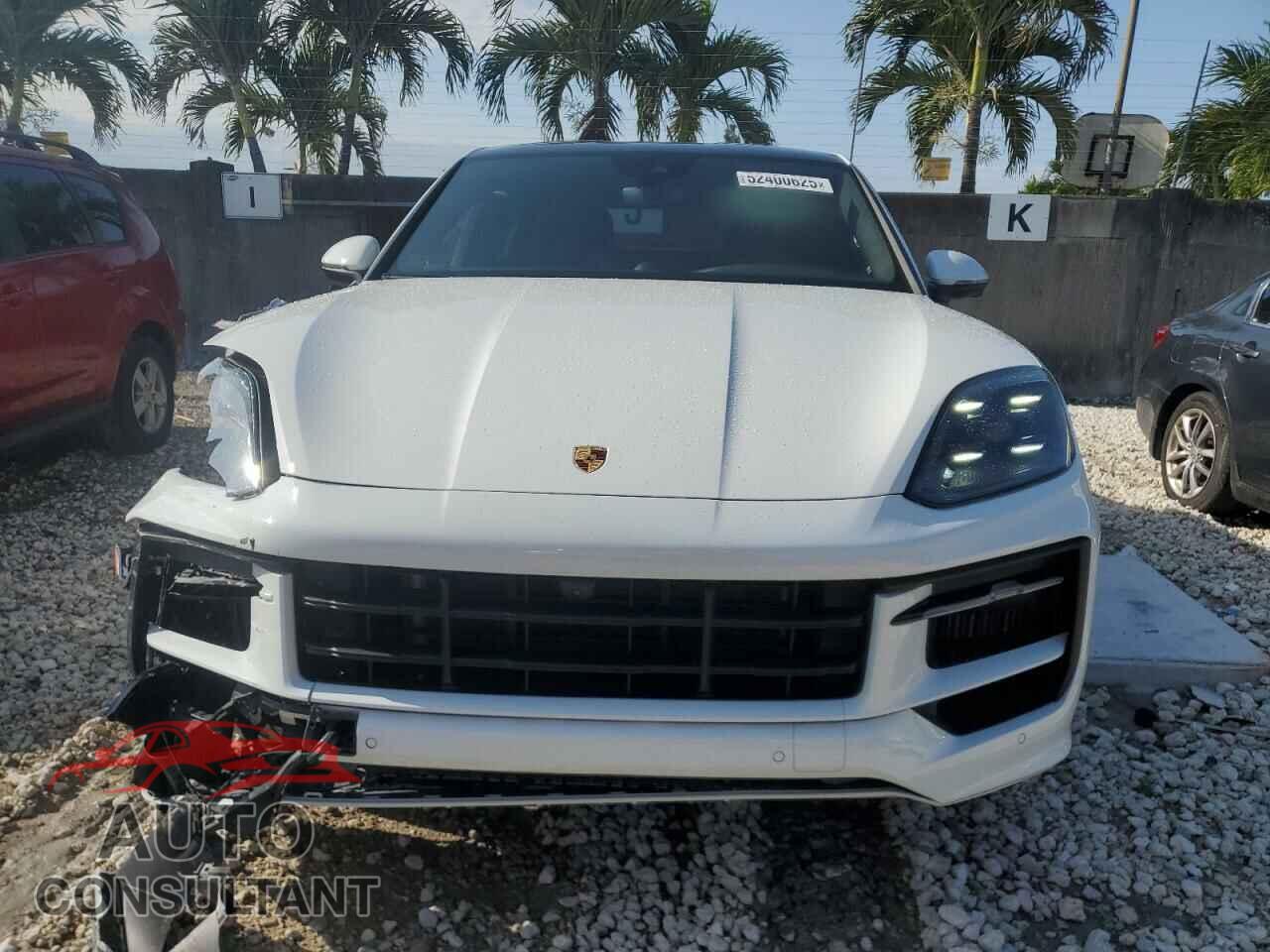 PORSCHE CAYENNE 2024 - WP1BA2AY9RDA54536