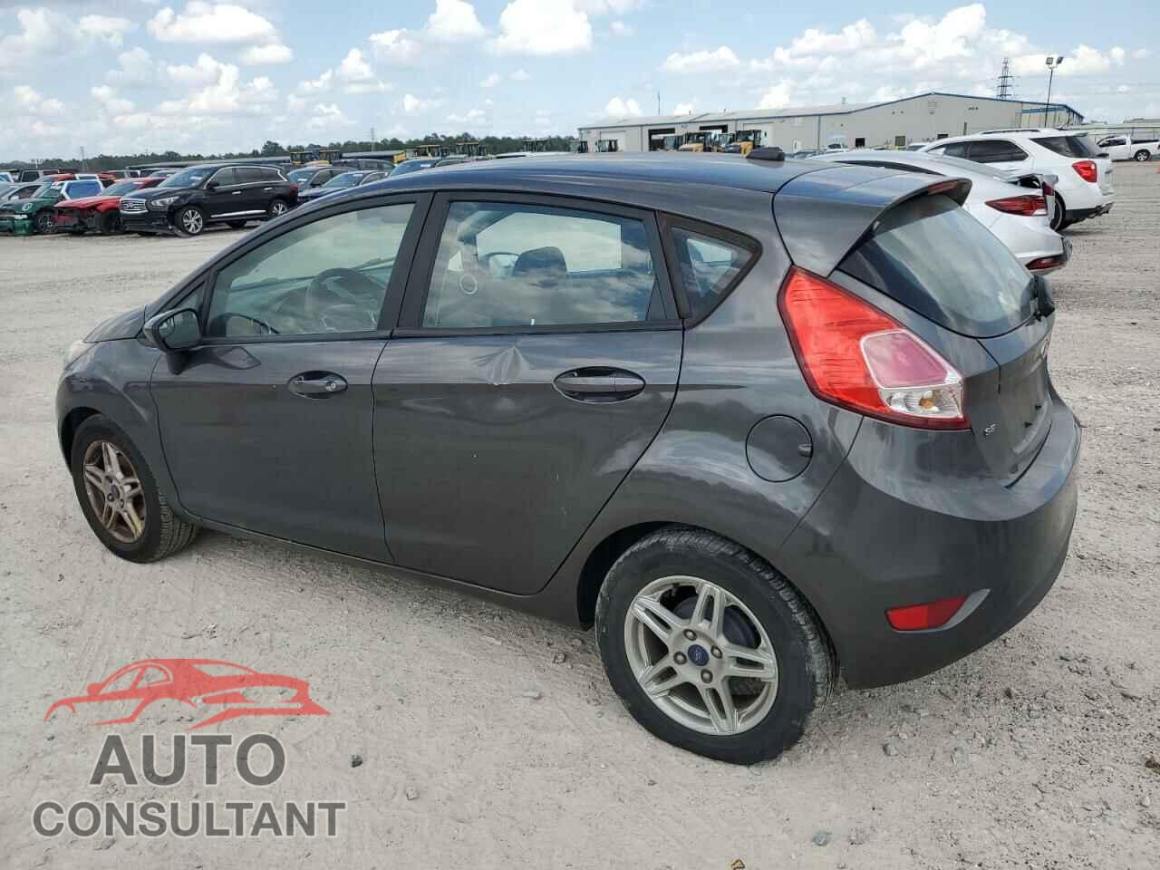 FORD FIESTA 2018 - 3FADP4EJ5JM101867