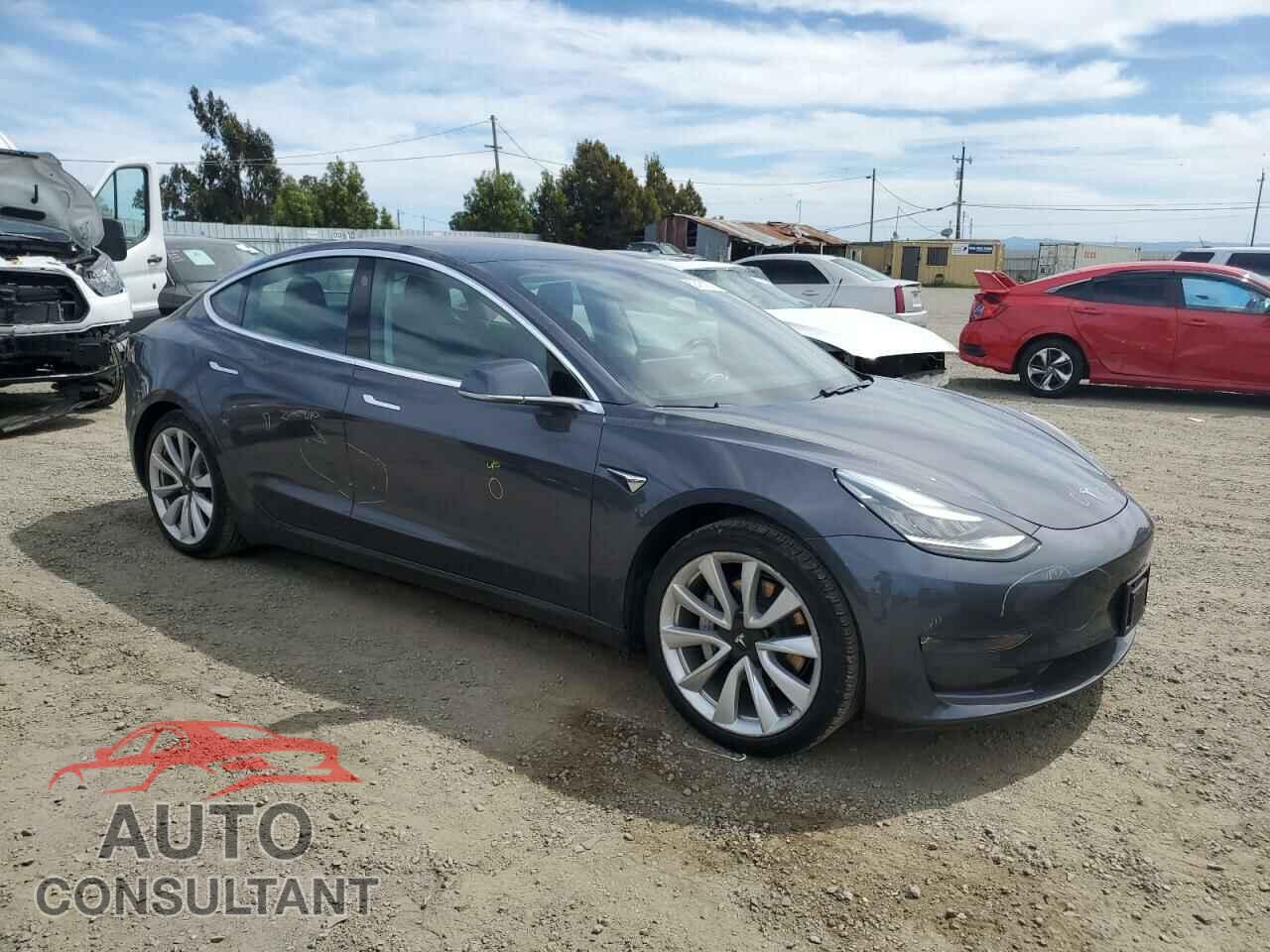 TESLA MODEL 3 2018 - 5YJ3E1EB3JF086793