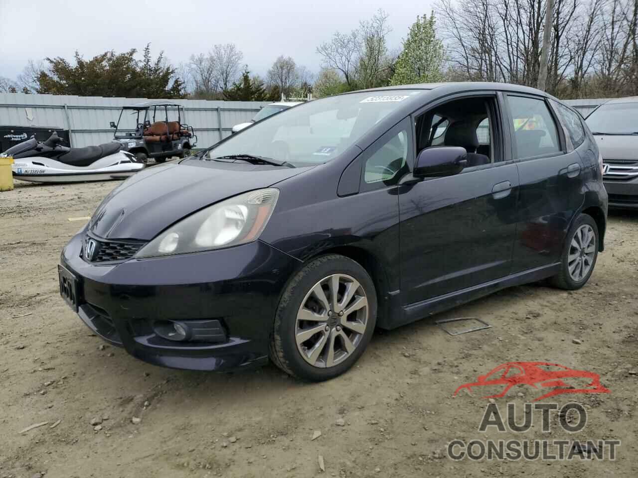 HONDA FIT 2013 - JHMGE8H55DC039541