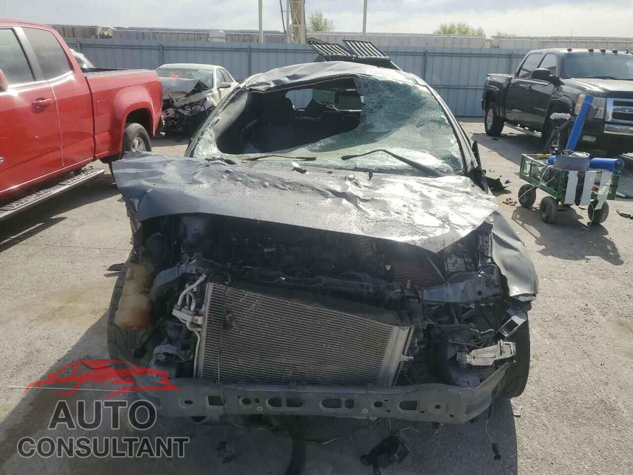 FORD FOCUS 2017 - 1FADP3L92HL257850