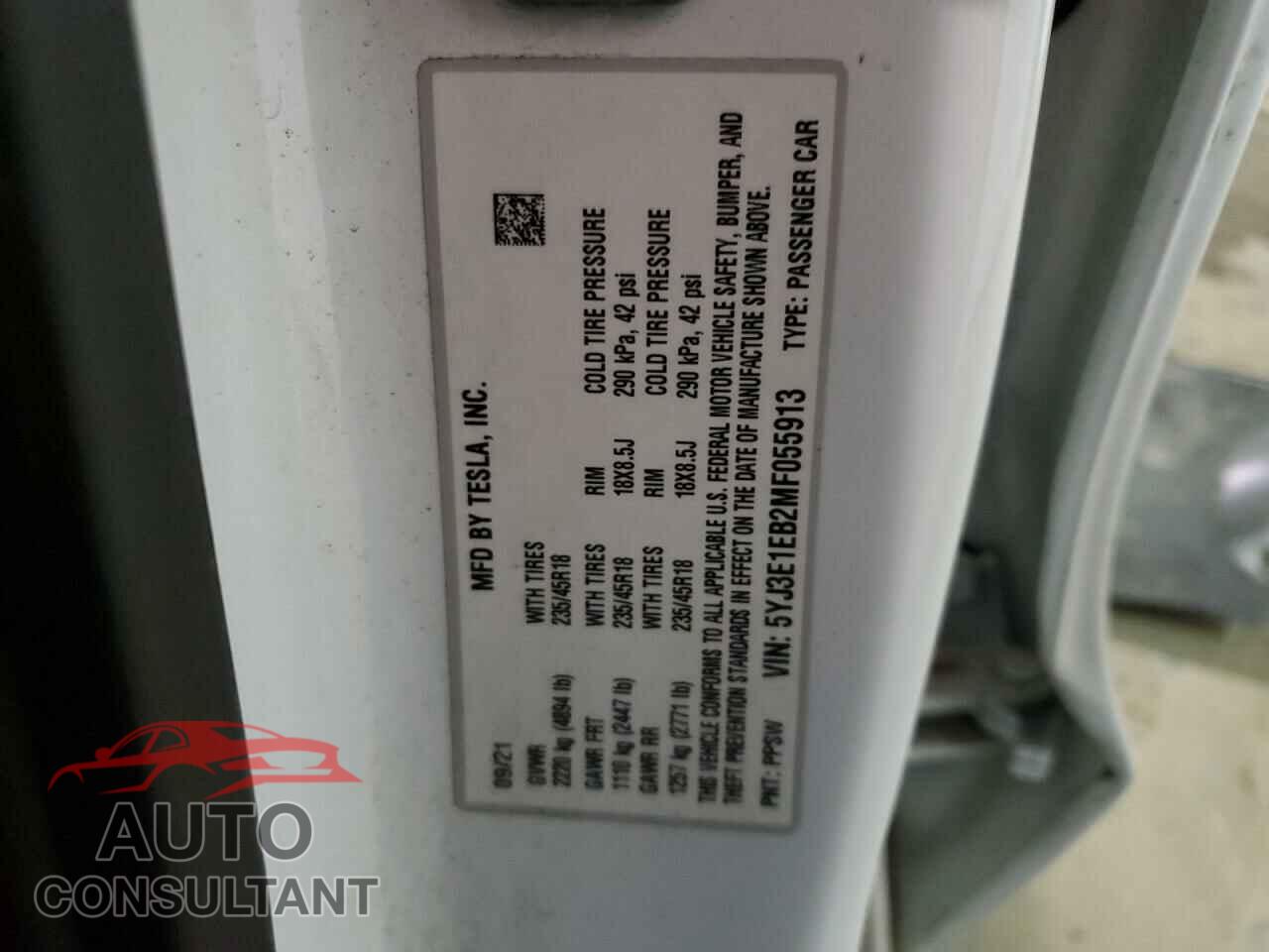TESLA MODEL 3 2021 - 5YJ3E1EB2MF055913