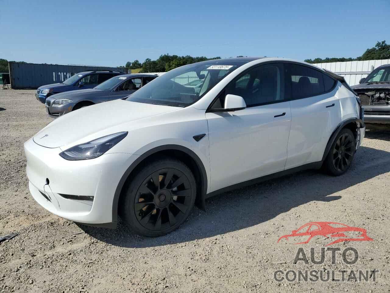 TESLA MODEL Y 2023 - 7SAYGAEEXPF594572