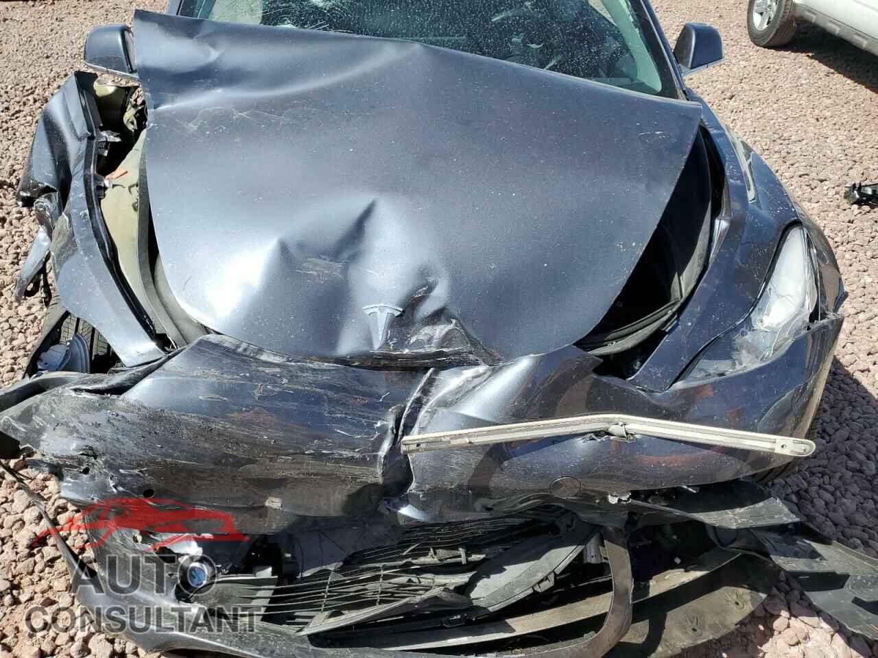 TESLA MODEL 3 2020 - 5YJ3E1EB8LF635360