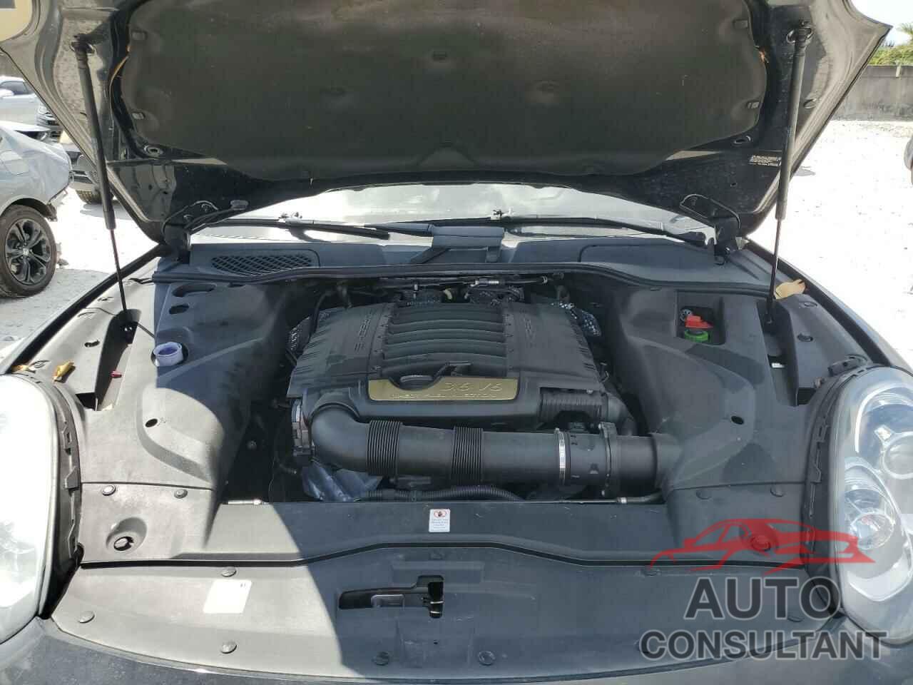 PORSCHE CAYENNE 2018 - WP1AA2A26JKA03230