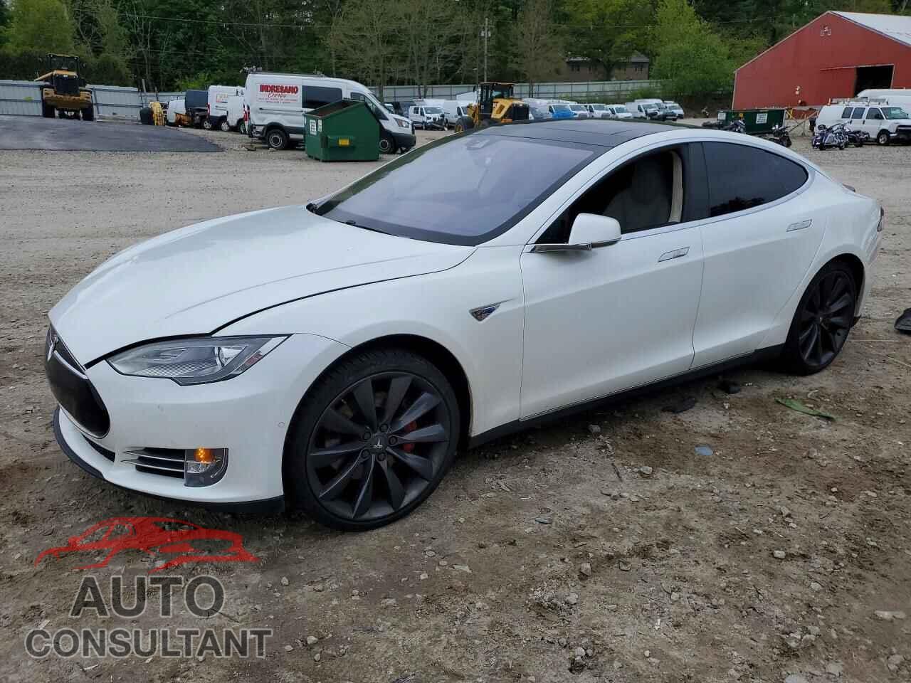 TESLA MODEL S 2015 - 5YJSA1V4XFF096690