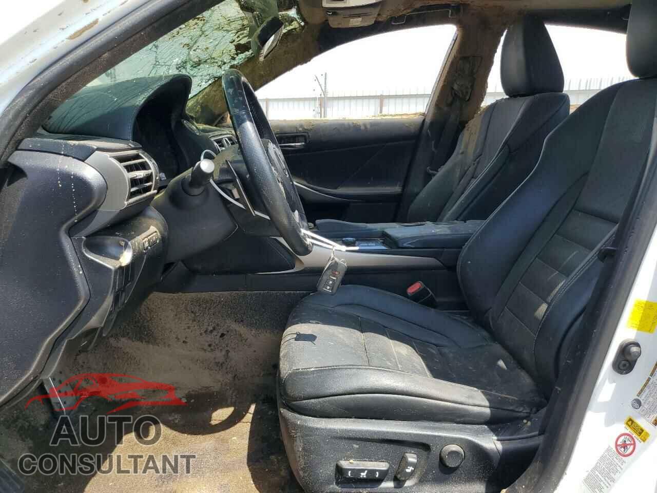 LEXUS IS 2014 - JTHBF1D20E5036840