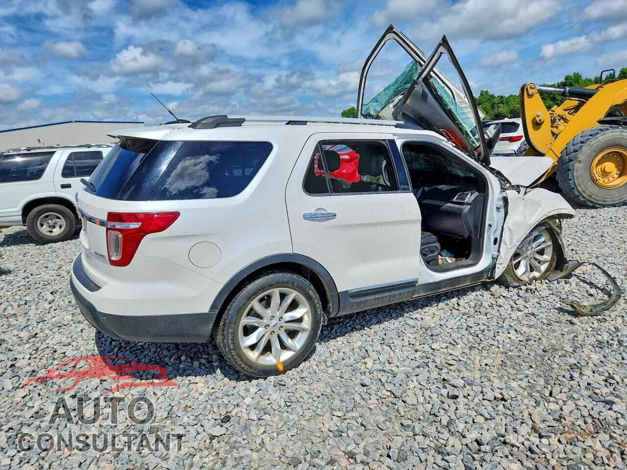 FORD EXPLORER 2013 - 1FM5K7D88DGB37009