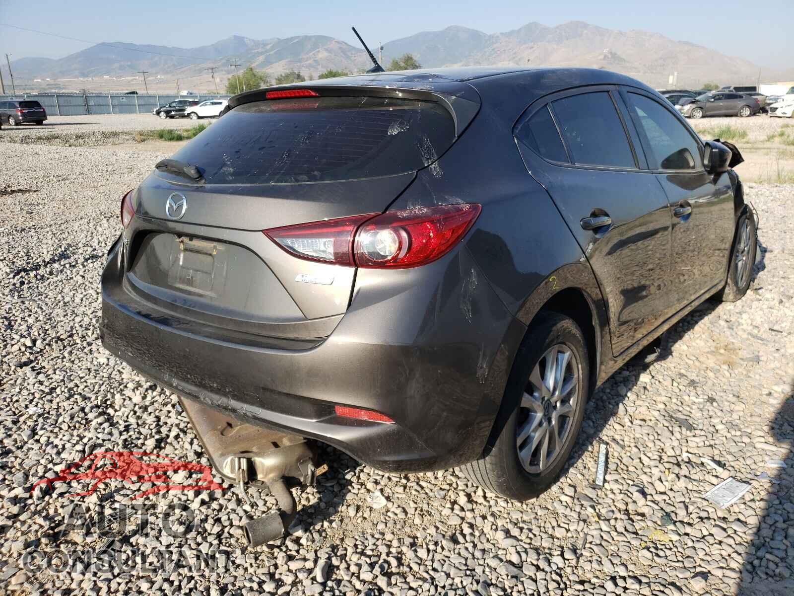 MAZDA 3 2017 - JM1BN1K77H1126713
