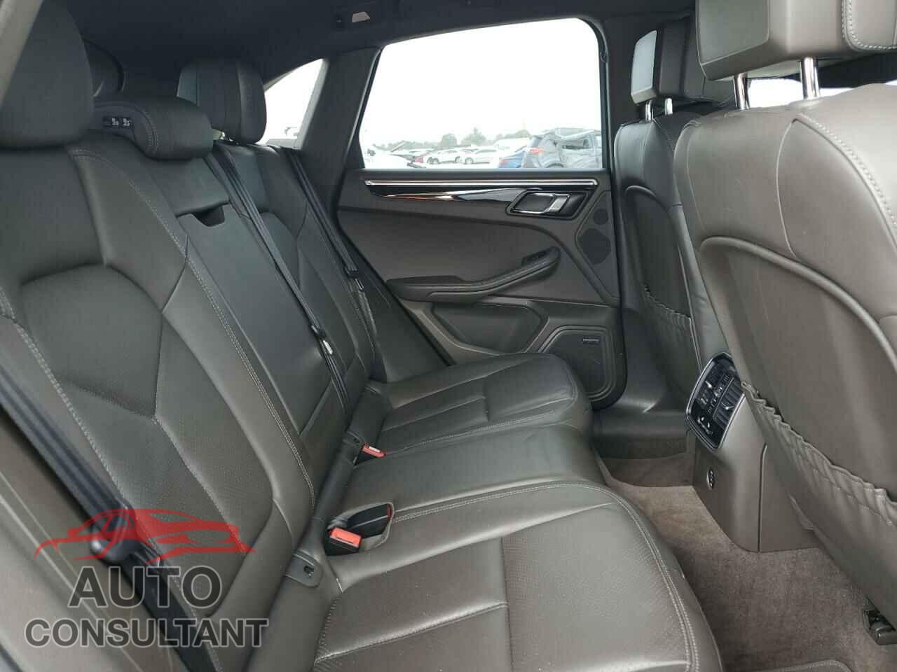 PORSCHE MACAN 2017 - WP1AA2A52HLB08135