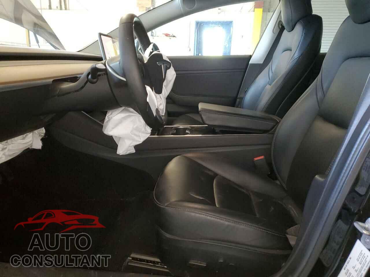 TESLA MODEL 3 2019 - 5YJ3E1EB5KF432411