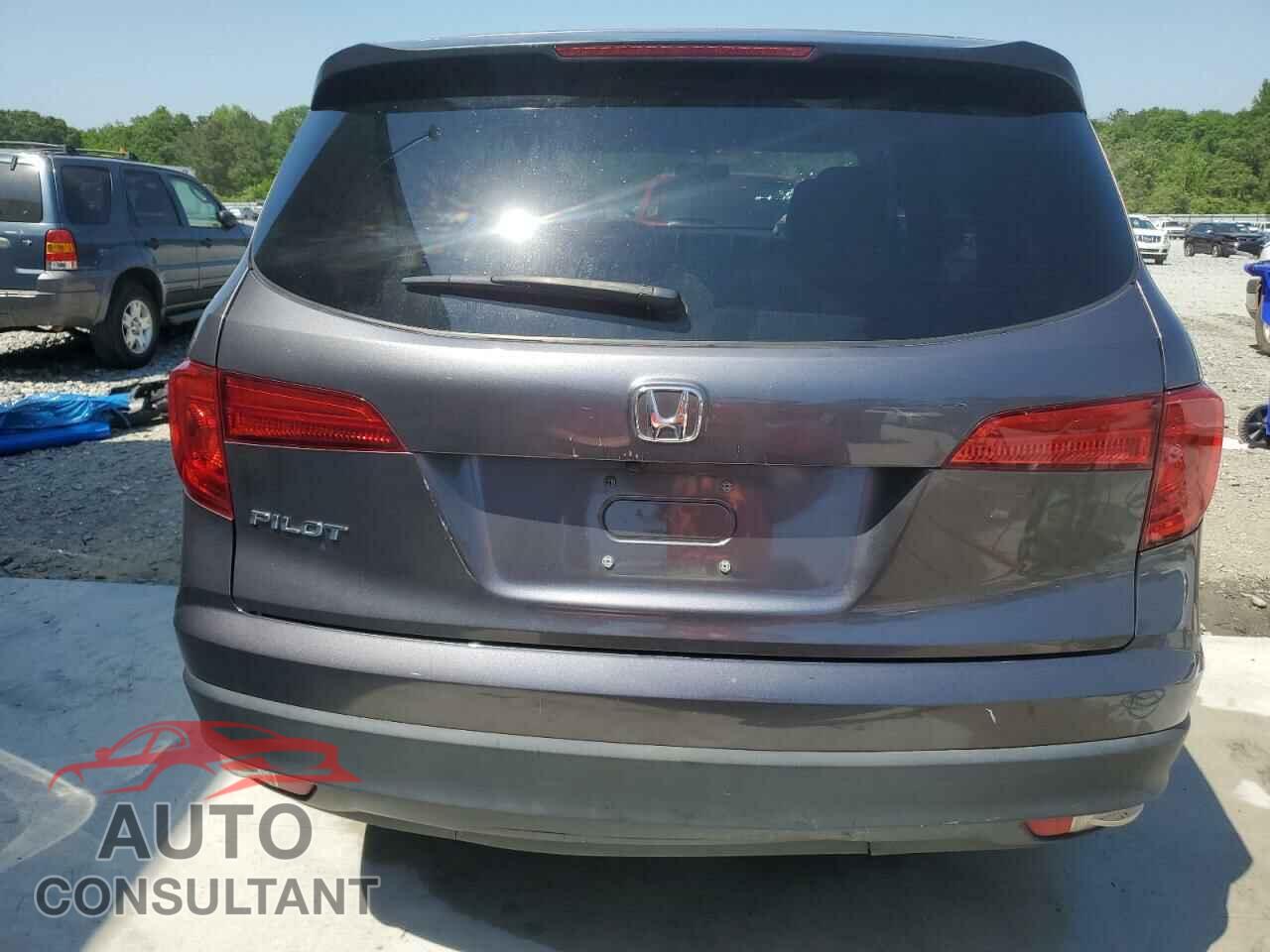HONDA PILOT 2018 - 5FNYF5H11JB032406