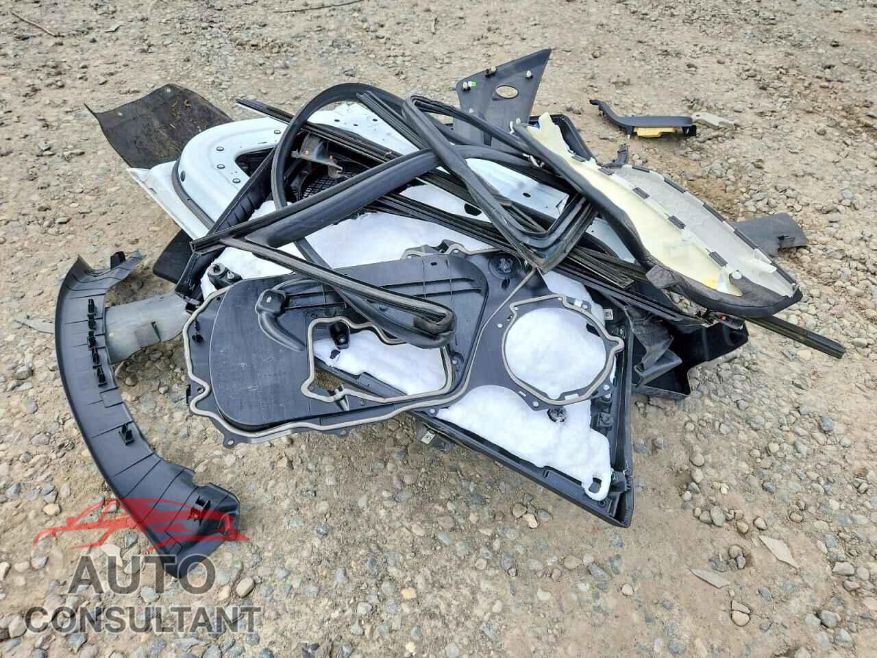 TESLA MODEL 3 2018 - 5YJ3E1EA2JF164584