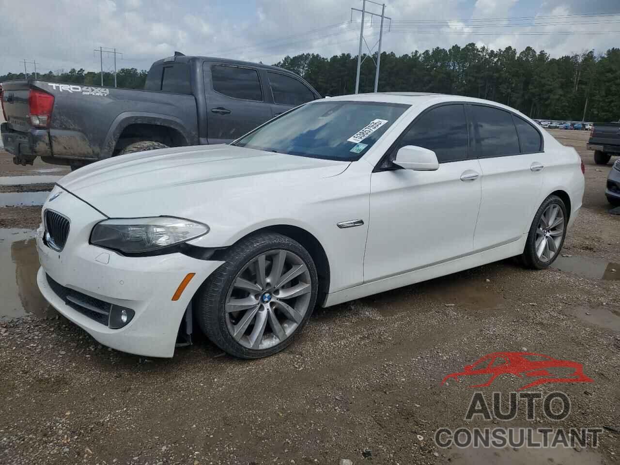 BMW 5 SERIES 2011 - WBAFR7C58BC801483