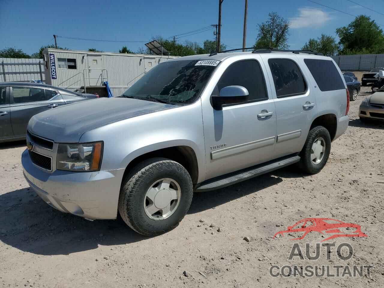 CHEVROLET TAHOE 2013 - 1GNSKBE03DR128667